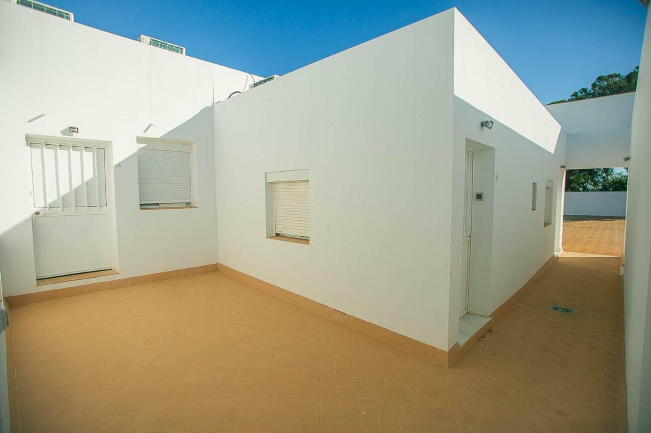 Hostal El Pinar Cadiz Puerto Real Exterior photo